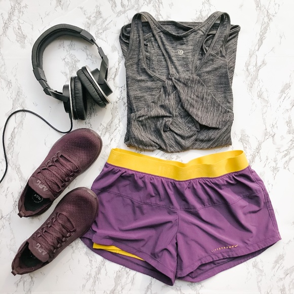 Nike Livestrong Athletic Dri Fit Shorts Women's M - Picture 1 of 6